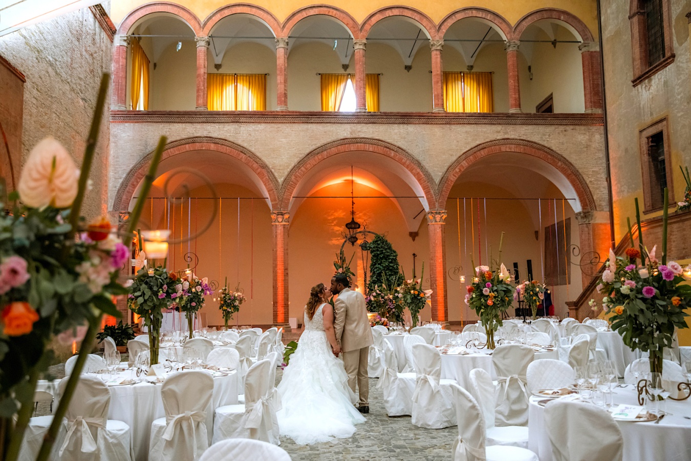 Un destination wedding dal sapore esotico, nella campagna bolognese