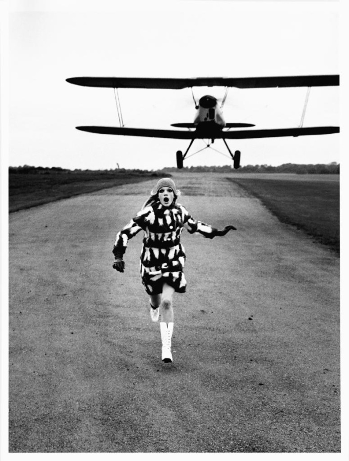 Helmut NewtonMansfield, Vogue Inghilterra. Londra,1967 @Helmut Newton Foundation