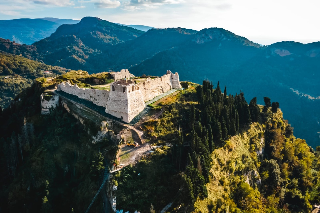 La rocca di Aiello Calabro